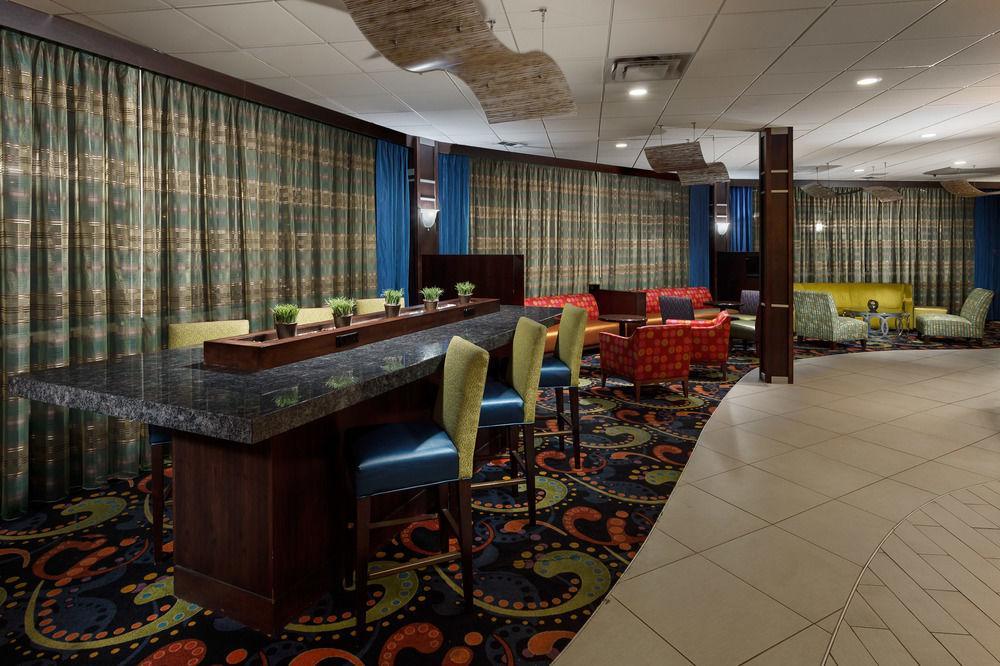 Baymont By Wyndham Fayetteville Fort Bragg Area Exterior photo